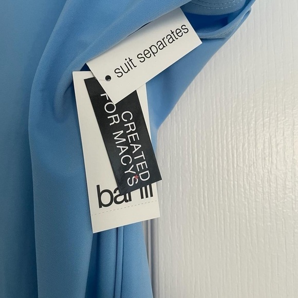 NWT Bar III Plus Size Seamed V-Neck Top in Vista Blue - Picture 5 of 7